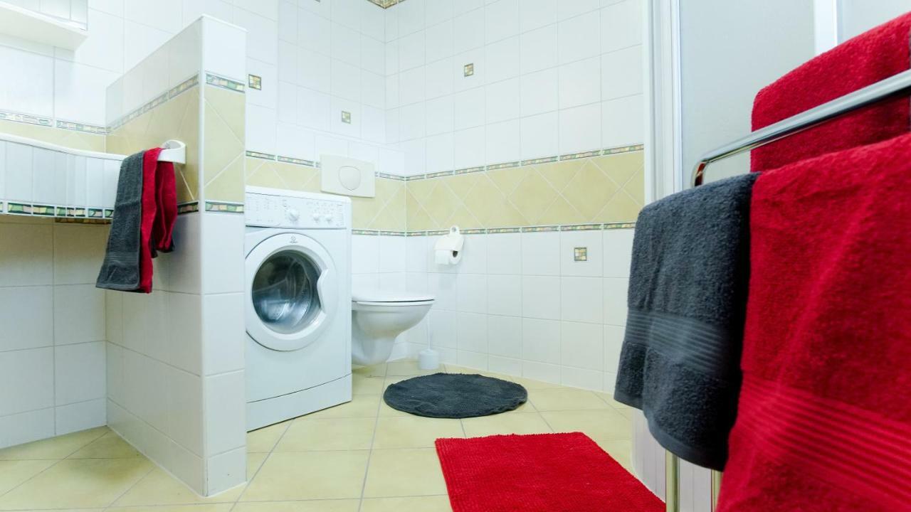Apartmany Monty Karlsbad Exterior foto